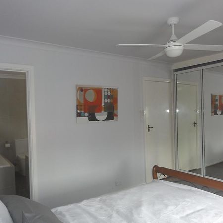 Prime Location & Spacious Adelaide Exterior photo