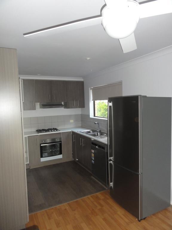 Prime Location & Spacious Adelaide Exterior photo