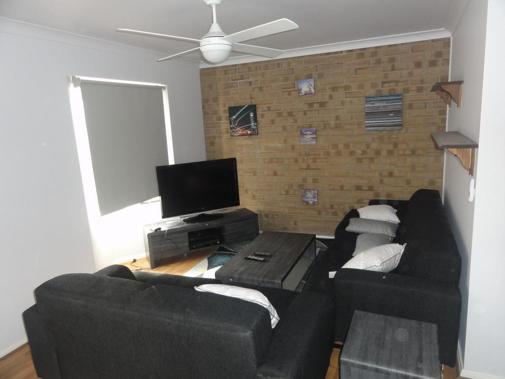 Prime Location & Spacious Adelaide Exterior photo